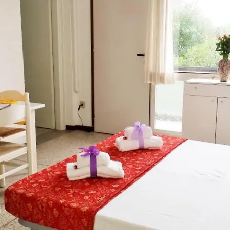 Appartement Lovely For 5 Guests By The *
